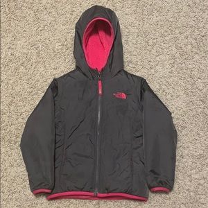Girls Reversible North Face Jacket size 6 (XS)